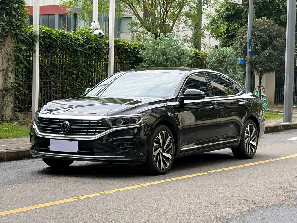 Volkswagen Passat 2024