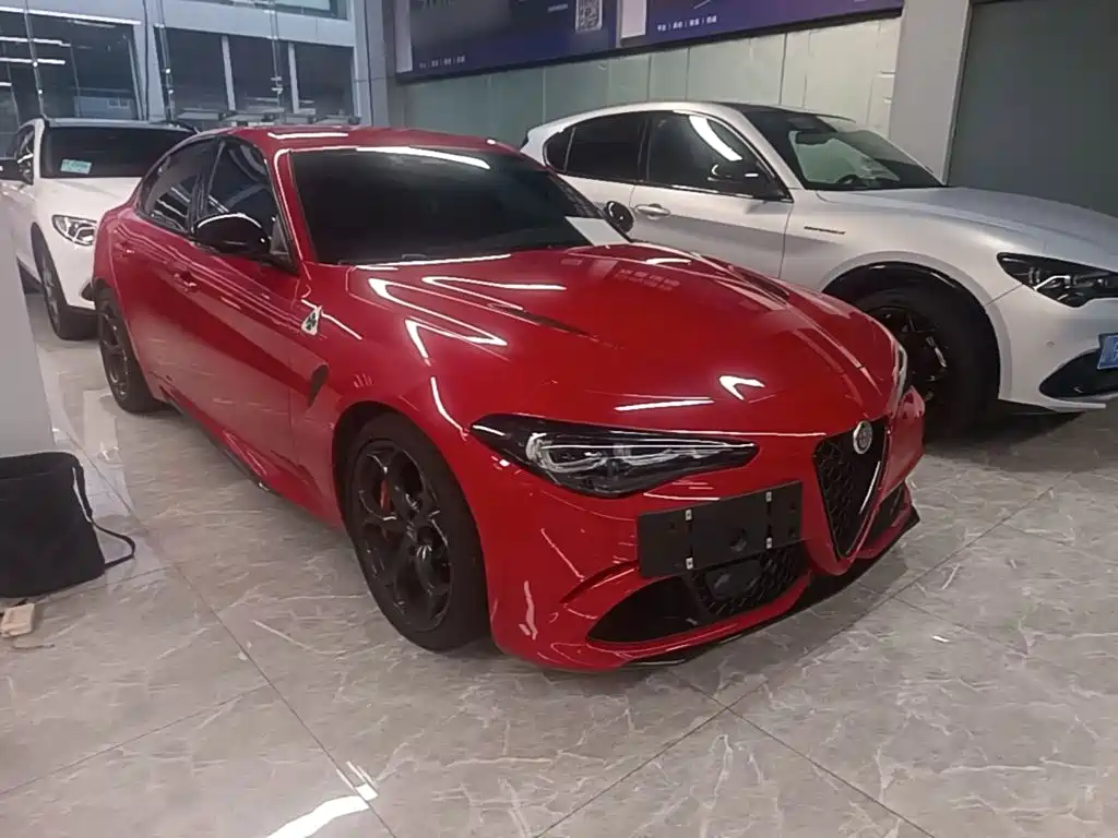 Alfa Romeo Giulia — миниатюра 4
