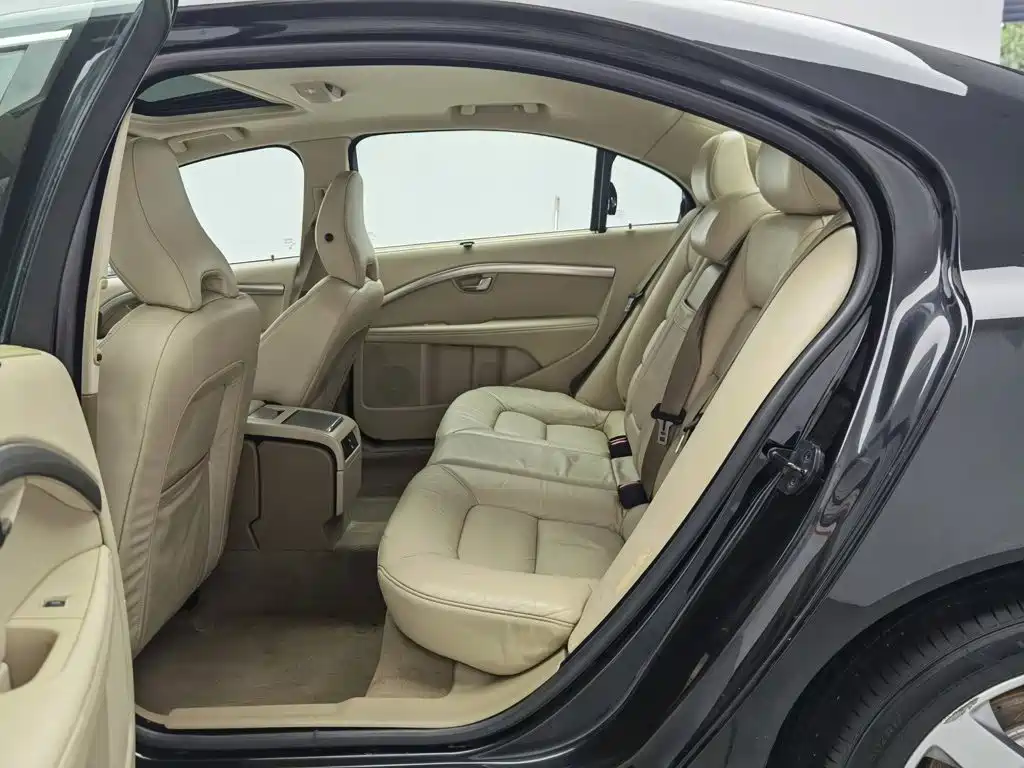 Volvo S80L — миниатюра 15
