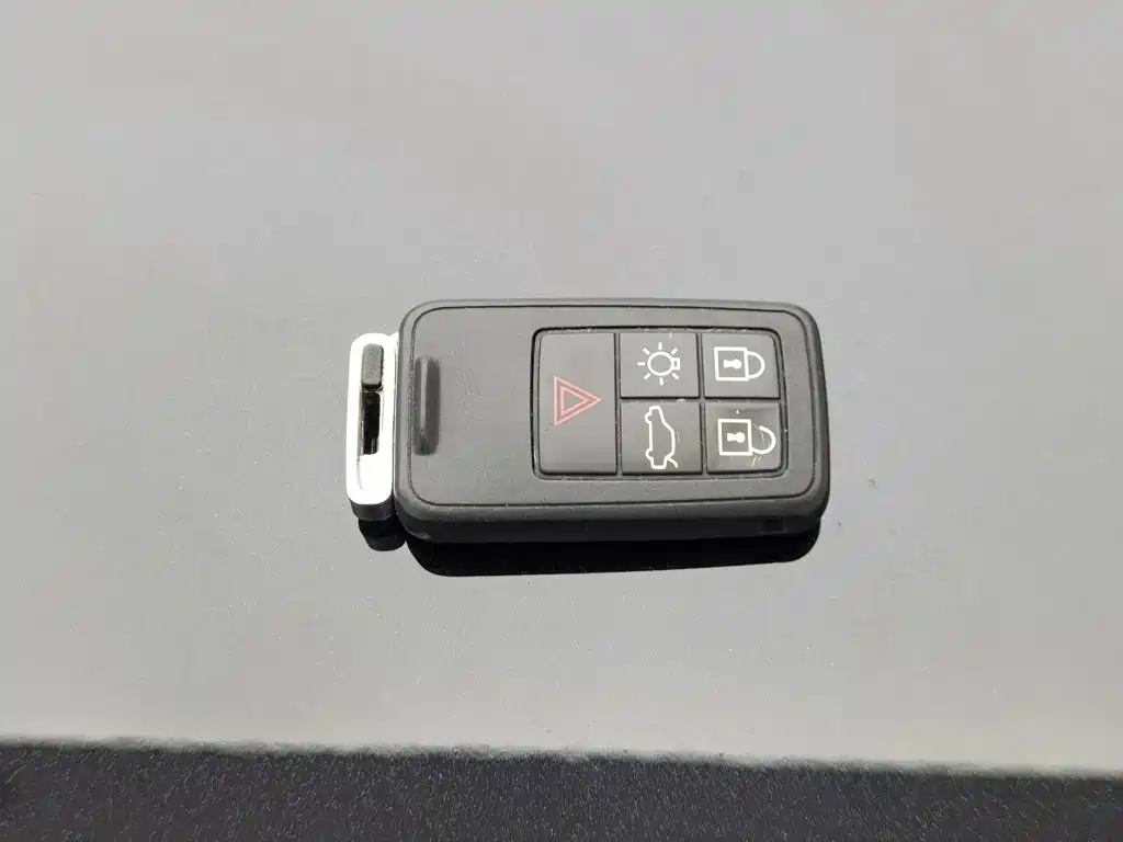 Volvo S80L — миниатюра 19