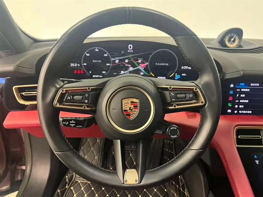 Porsche Taycan — миниатюра 7
