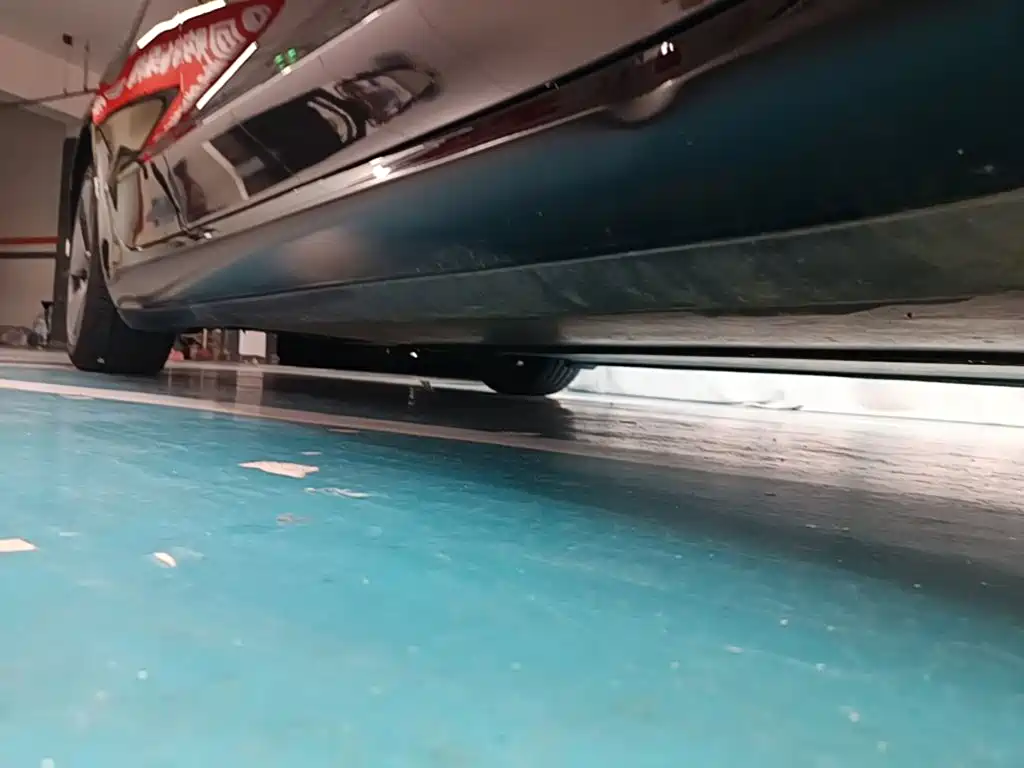 Tesla Model 3 — миниатюра 21