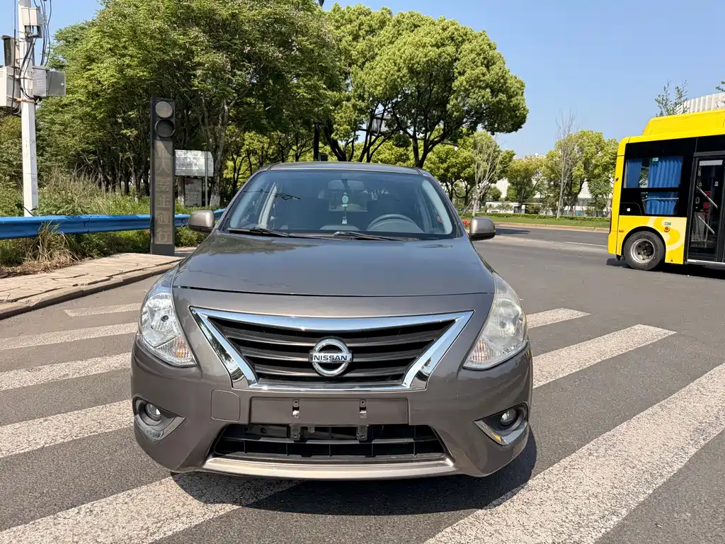 Nissan Sunny 2015 1.5XE CVT Comfort