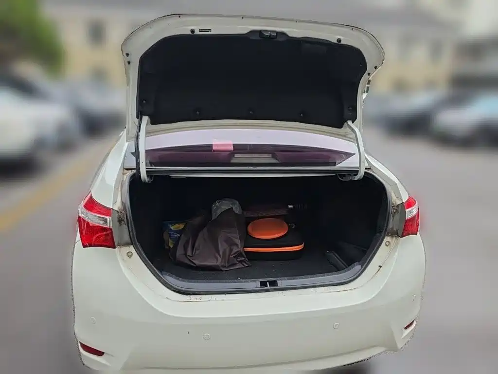 Toyota Corolla — миниатюра 15