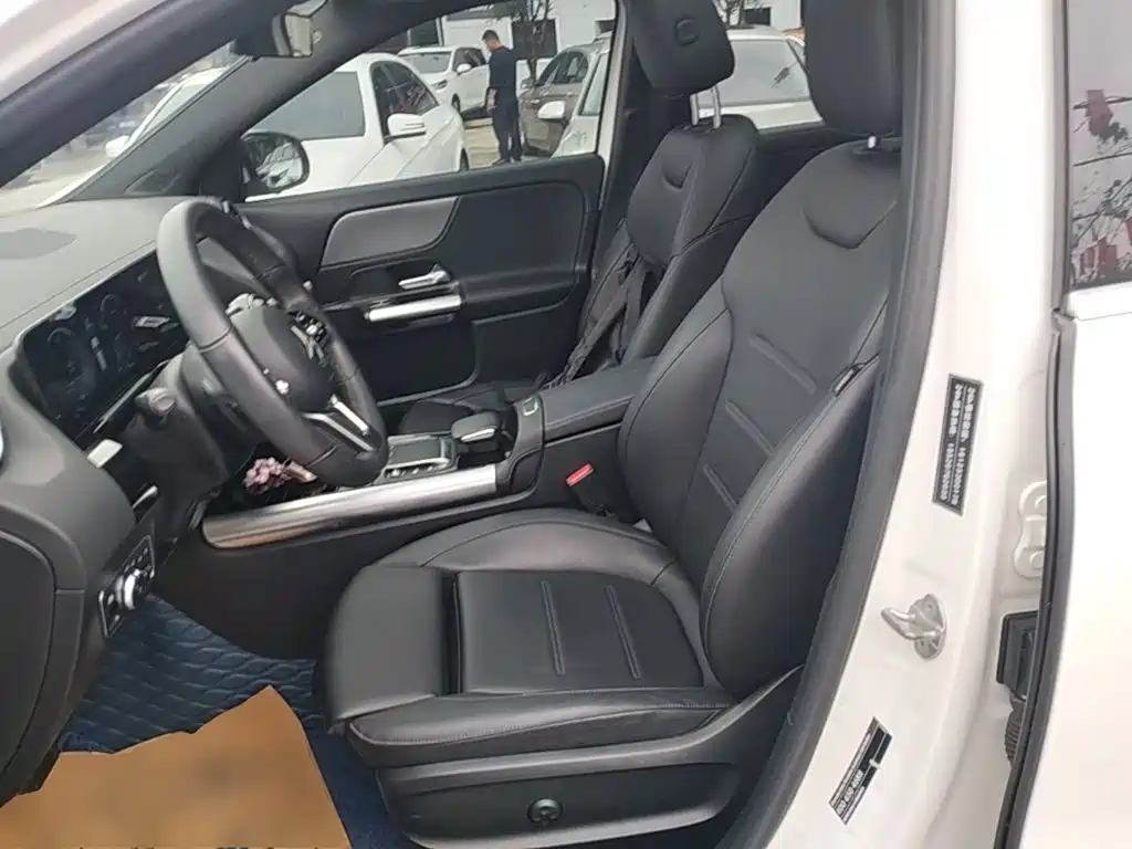 Mercedes-Benz GLA — миниатюра 15