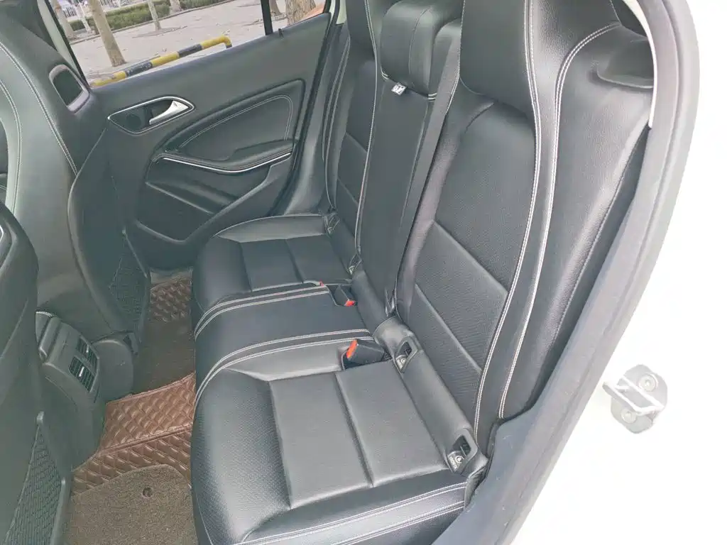 Mercedes-Benz GLA — миниатюра 13