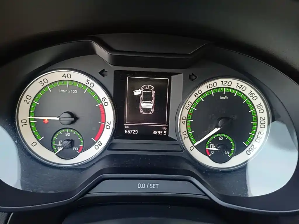 Skoda Octavia — миниатюра 12
