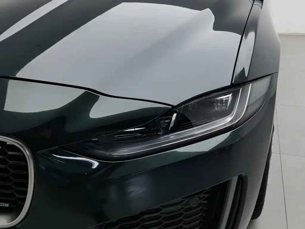 Jaguar XEL — миниатюра 7