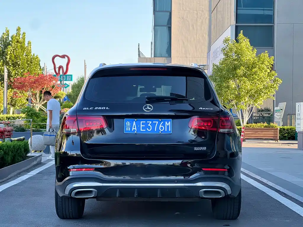 Mercedes-Benz GLC — миниатюра 8