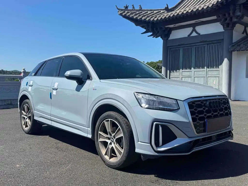 Audi Q2L — миниатюра 3