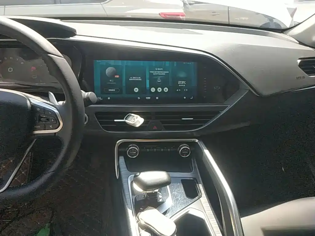 Geely Xingyue — миниатюра 13