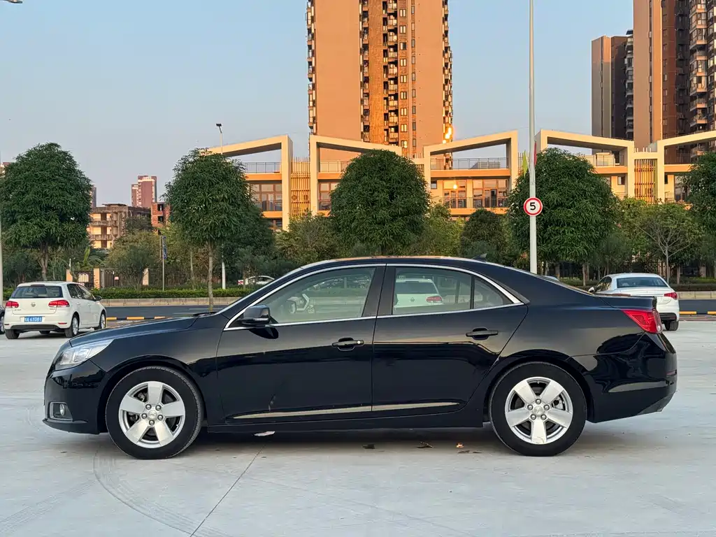Chevrolet Malibu — миниатюра 8