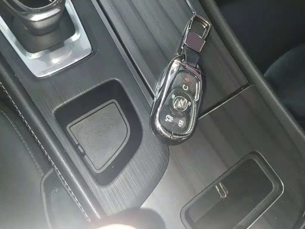Buick LaCrosse — миниатюра 9