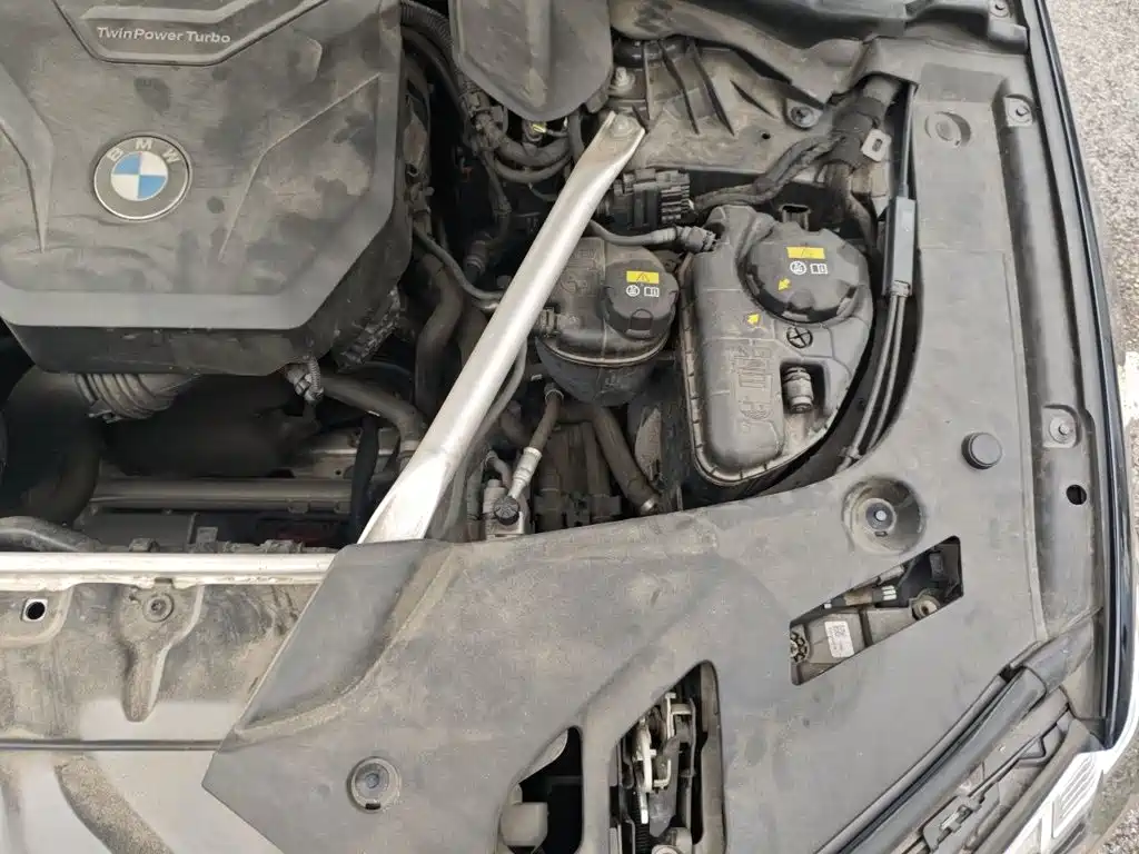 BMW 5 Series — миниатюра 21