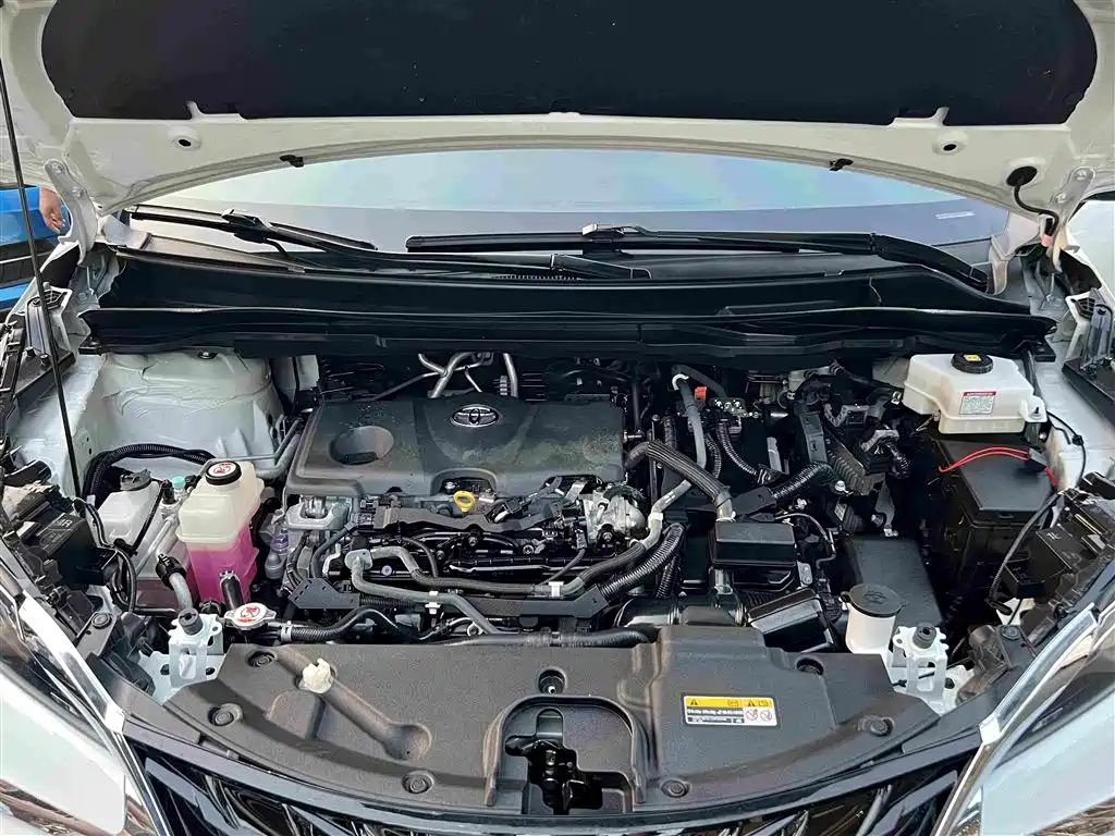 Toyota Sienna — миниатюра 24
