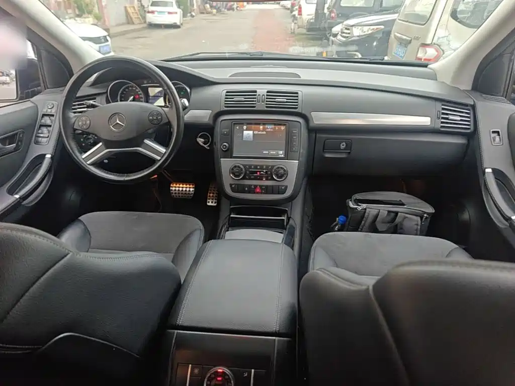 Mercedes-Benz R-Class — миниатюра 10