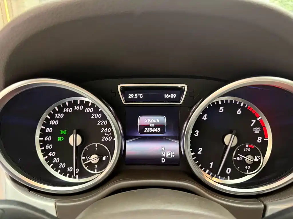 Mercedes-Benz M-Class ML 320 4MATIC, фото 16
