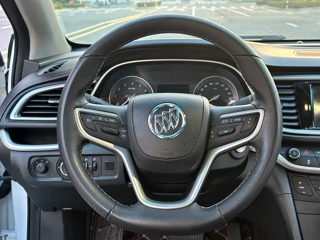 Buick Excelle — миниатюра 11