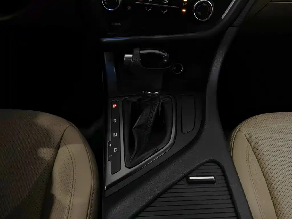 Kia K5 — миниатюра 13