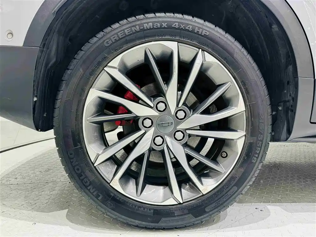 Geely Binyue — миниатюра 23