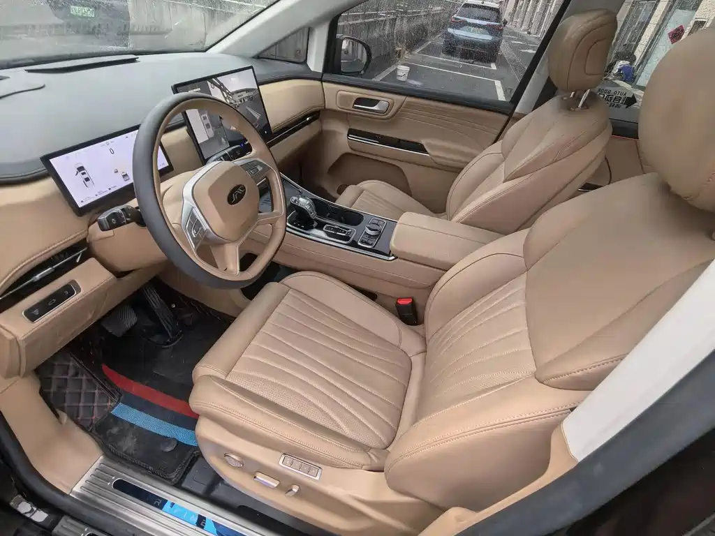 JAC Refine Refine RF8 PHEV — миниатюра 14