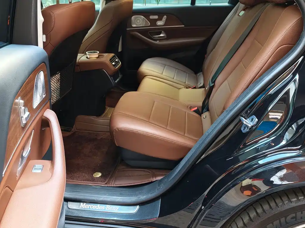 Mercedes-Benz GLE (Import) — миниатюра 7