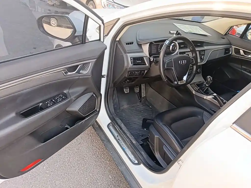 Geely Emgrand GS — миниатюра 16