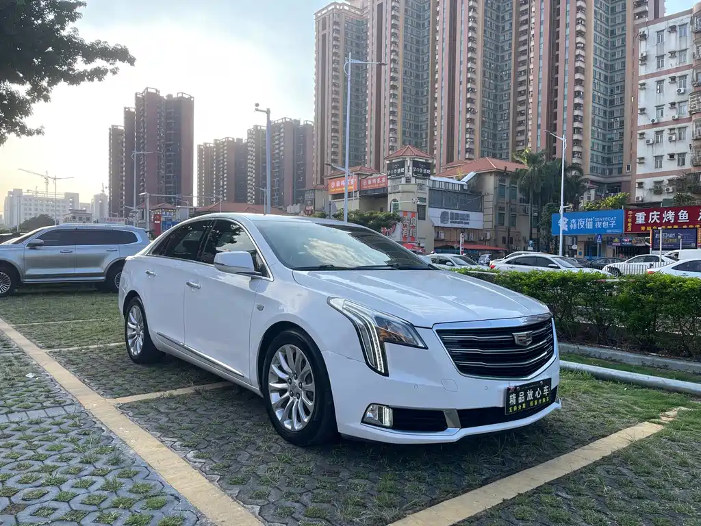Cadillac XTS