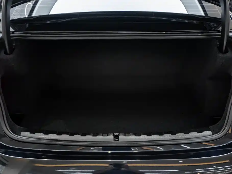 BMW 3 Series — миниатюра 11