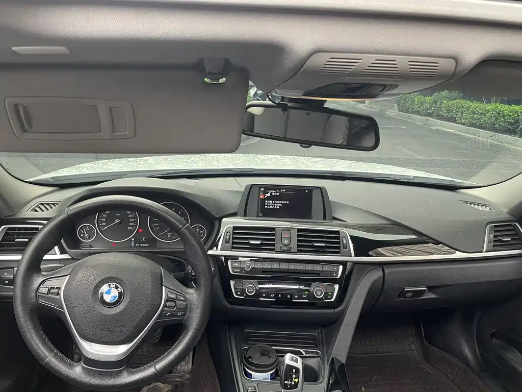 BMW 3 Series — миниатюра 12