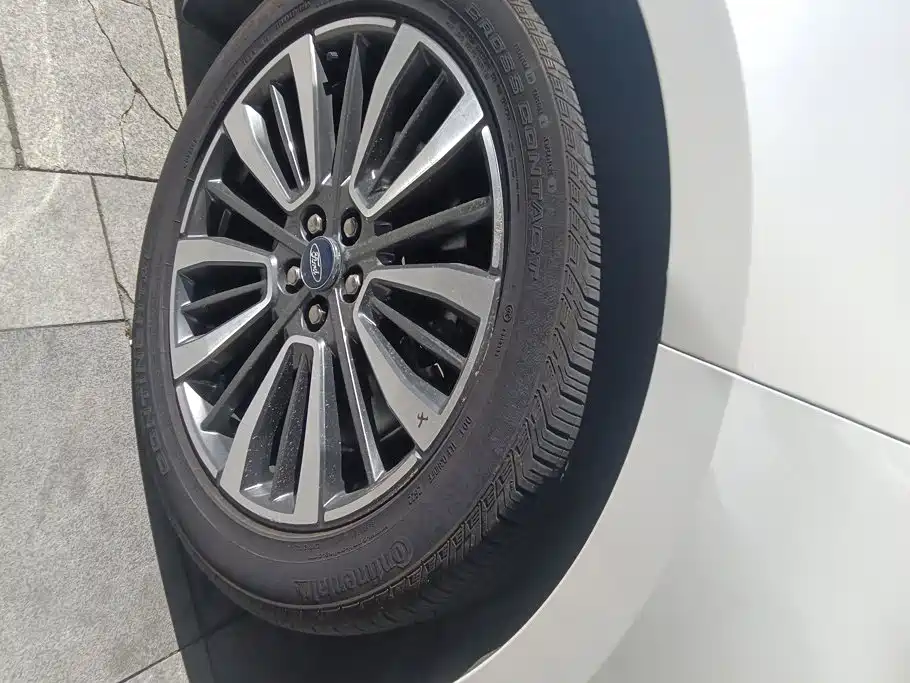 Ford Edge 2021 PLUS EcoBoost 245 7 мест