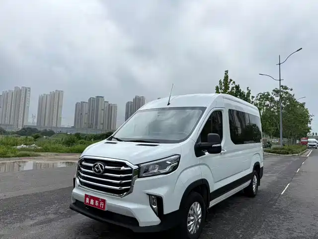 Maxus V90 2024