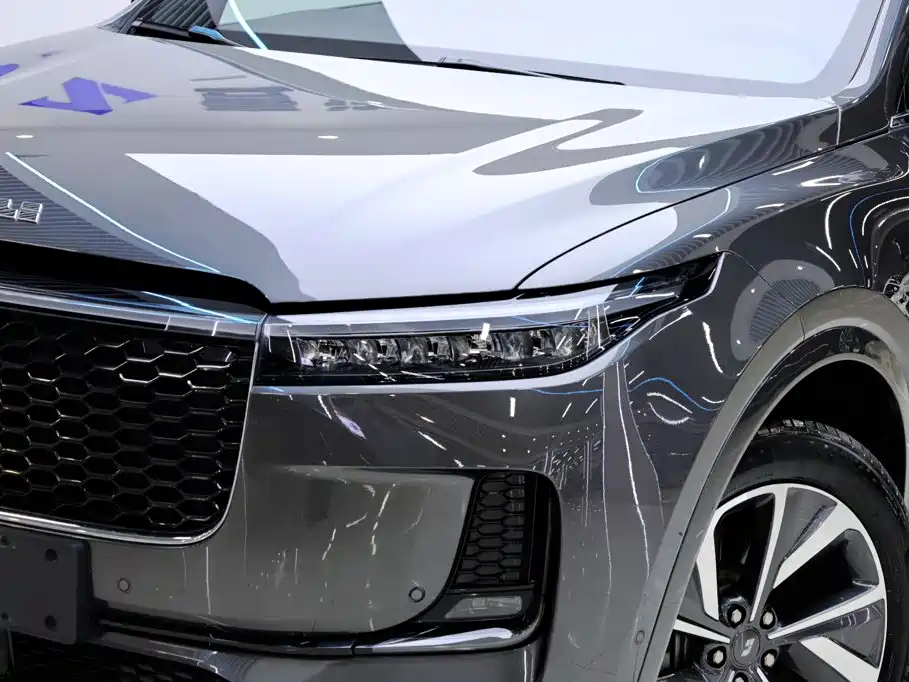 Li Auto Li ONE — миниатюра 10