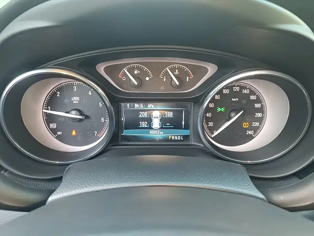 Buick Envision Plus — миниатюра 12