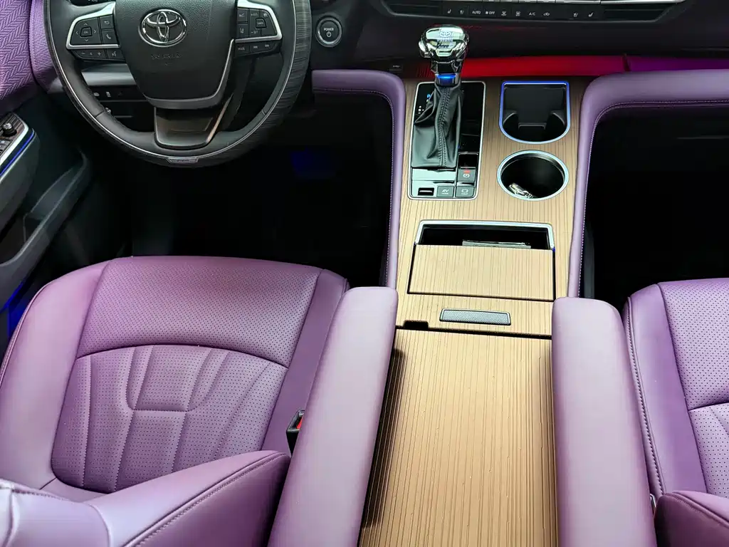 Toyota Granvia 2026 2.5L Comfort
