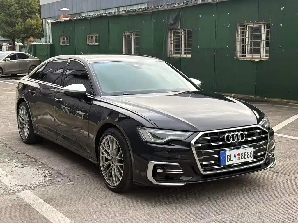 Audi A6L 2025 45 TFSI quattro