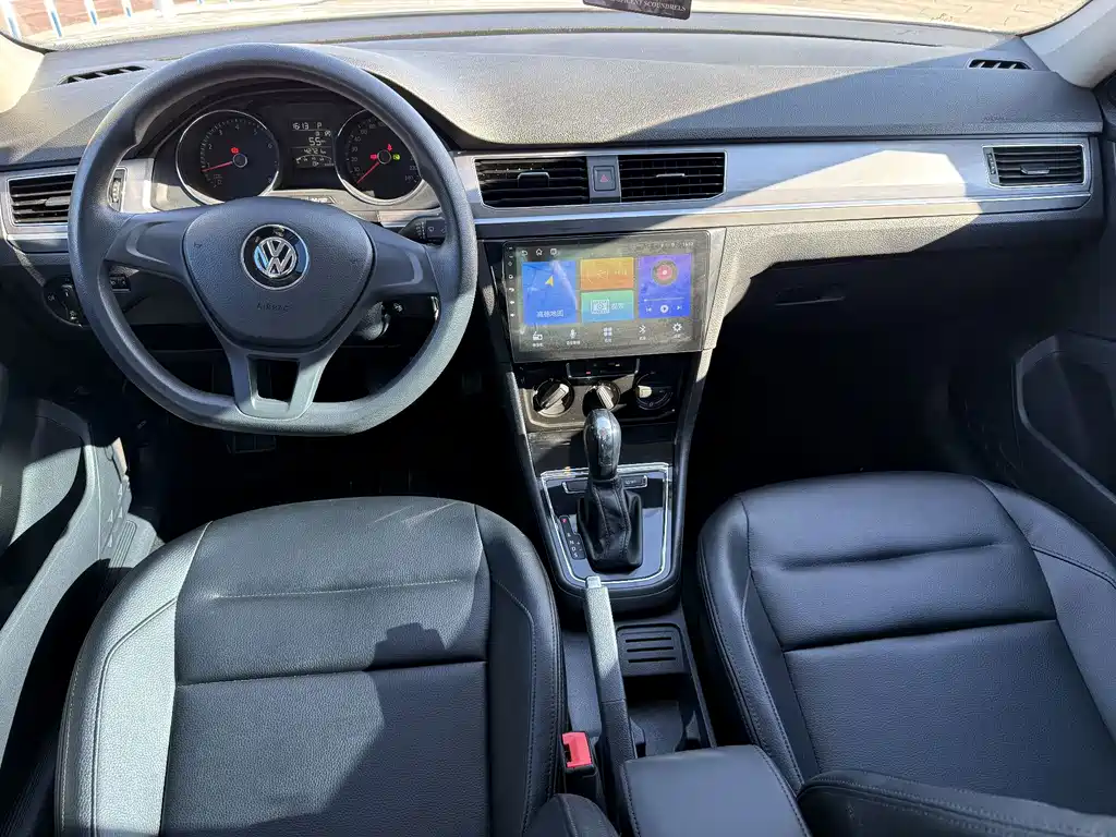Volkswagen Bora — миниатюра 8
