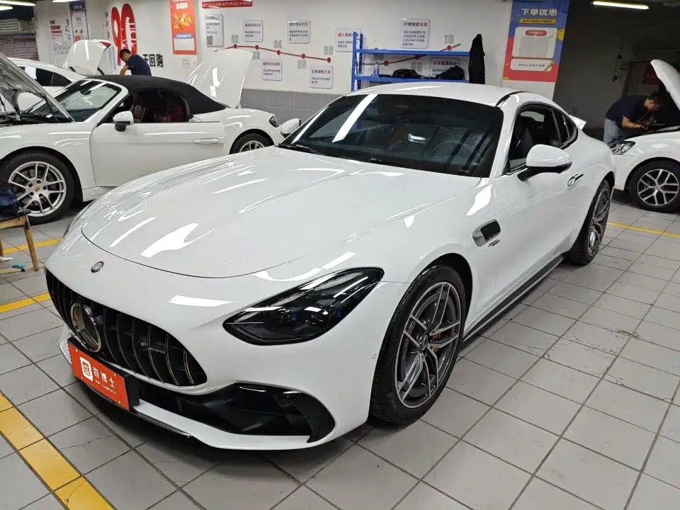 Mercedes-Benz AMG GT