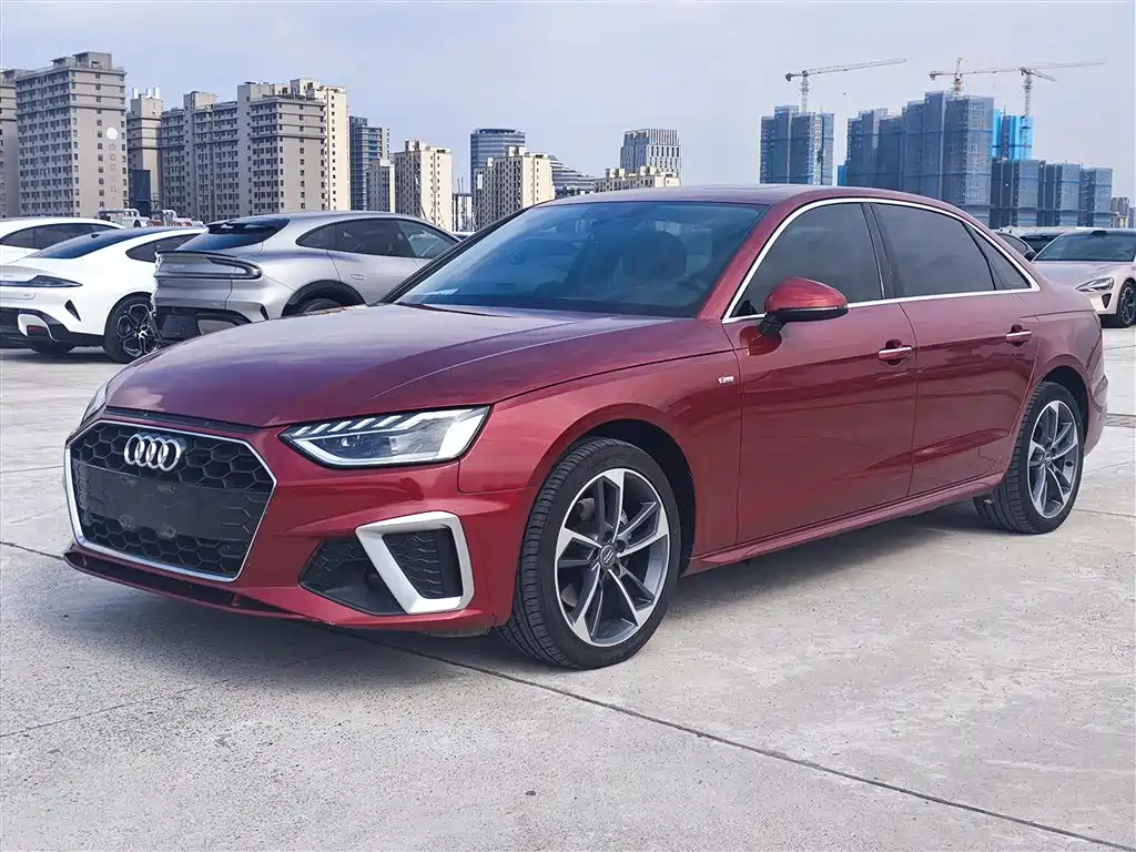 Audi A4L 2021