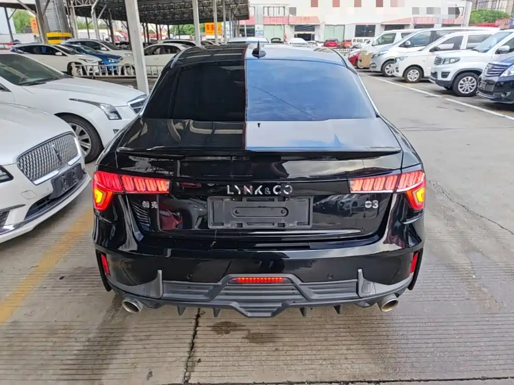 Lynk & Co 03 — миниатюра 6
