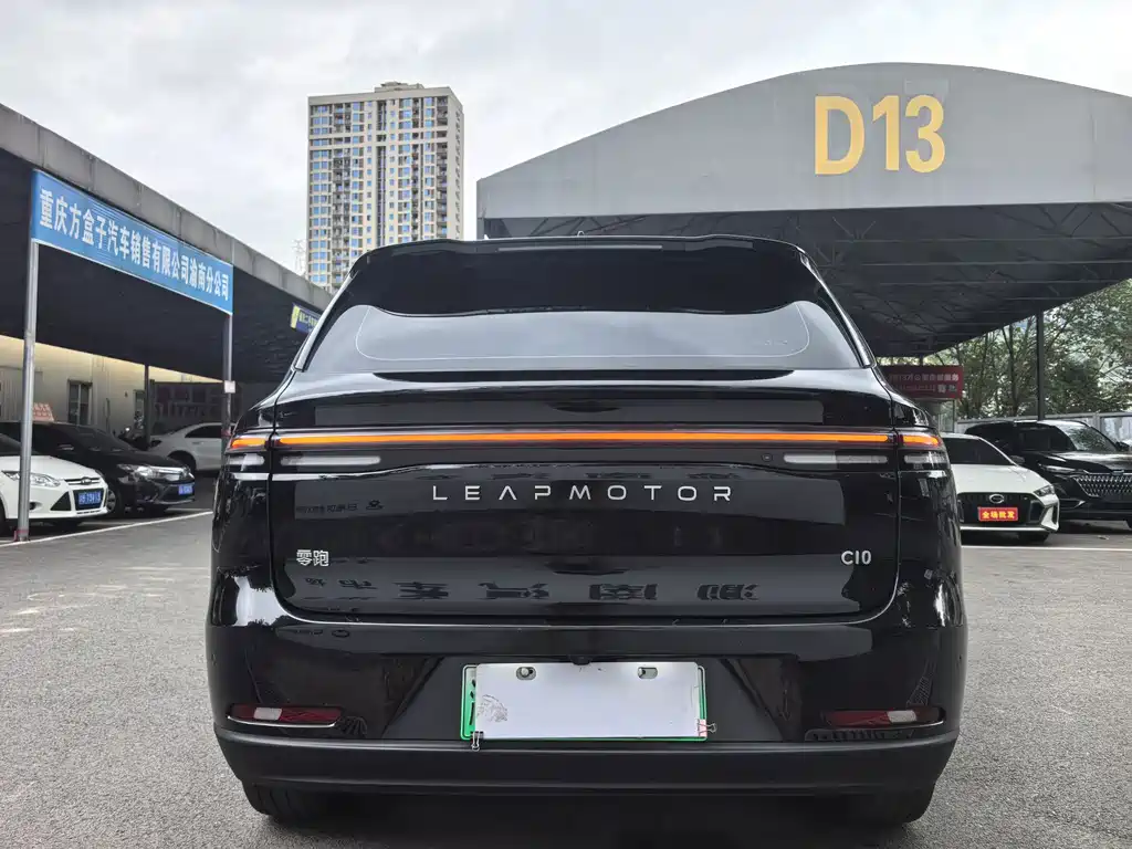 Leapmotor Leapmotor C10 — миниатюра 4