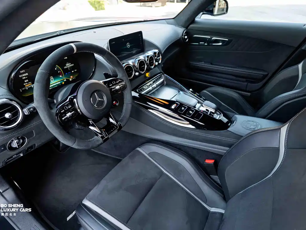 Mercedes-Benz AMG GT — миниатюра 23