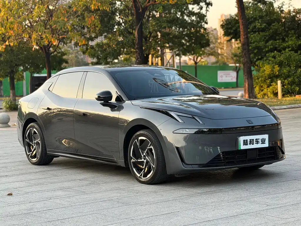 Lynk & Co 07 EM-P — миниатюра 3