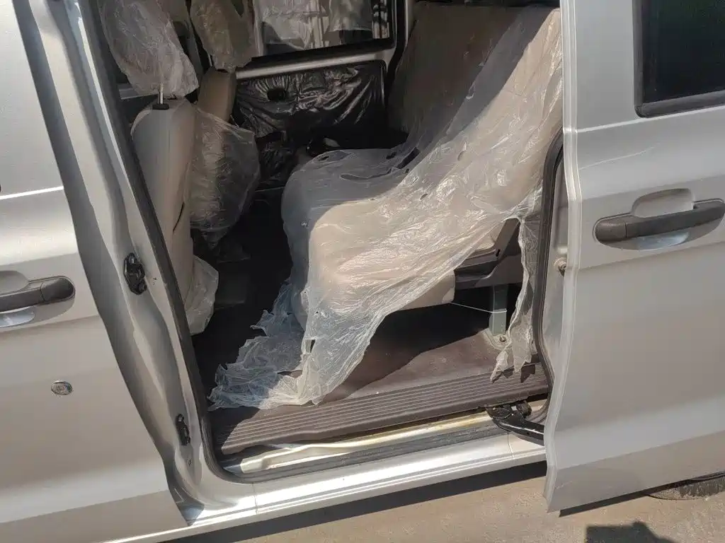 Wuling Hongguang V — миниатюра 18