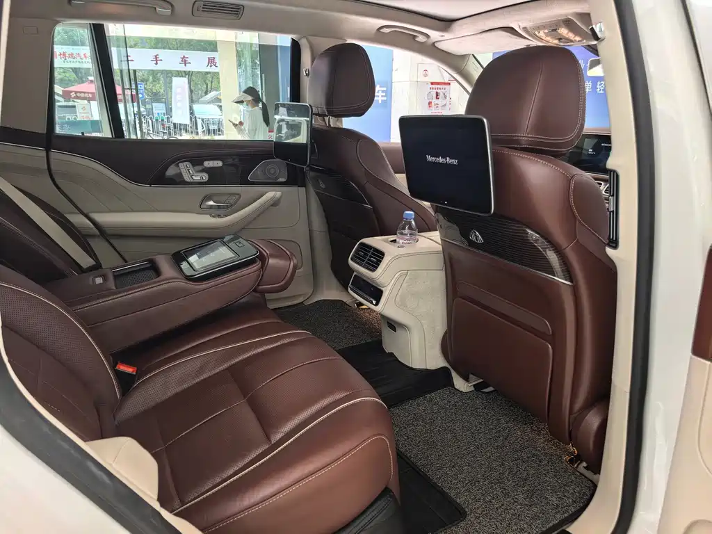 Mercedes-Benz GLS — миниатюра 7