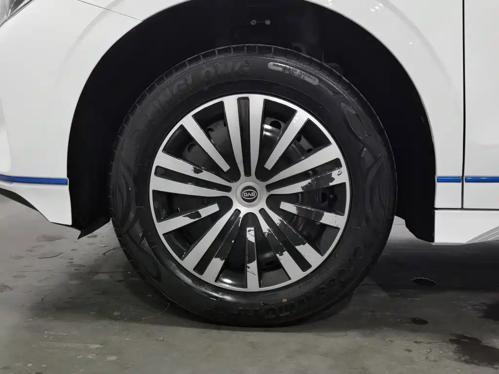 BYD e2 — миниатюра 17