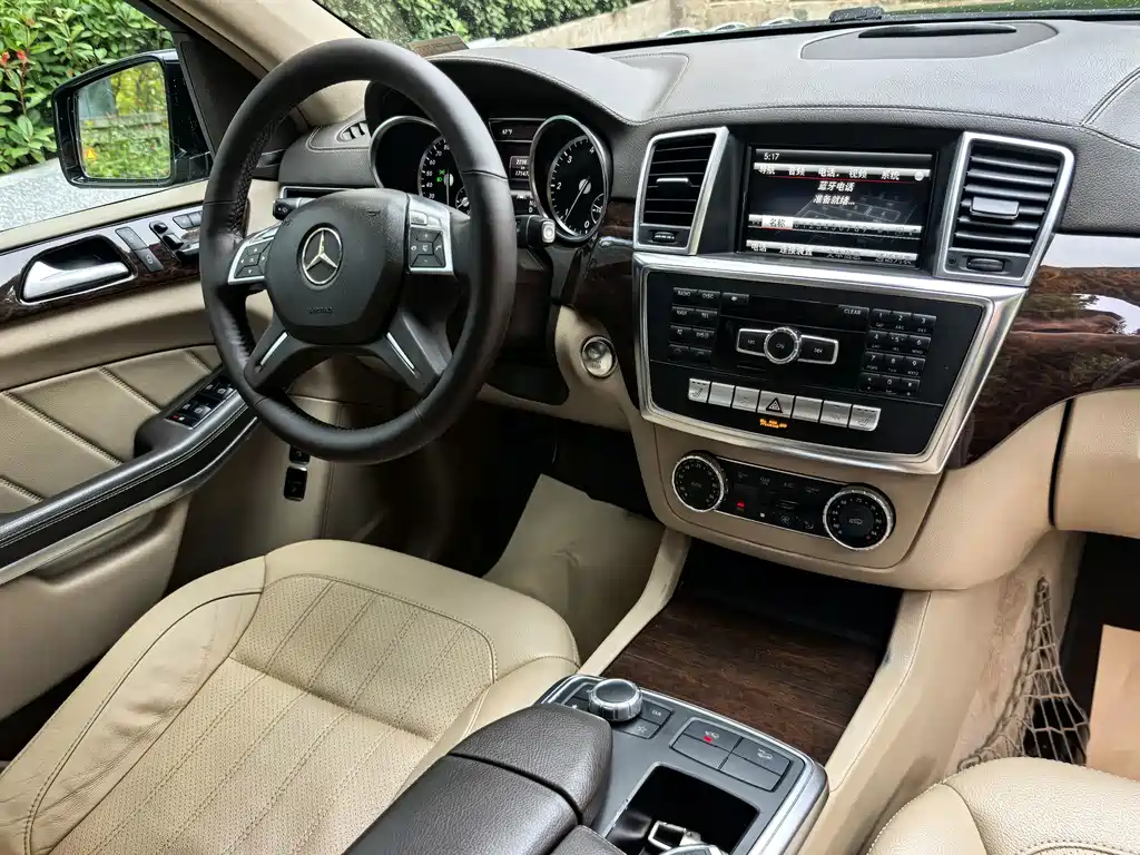 Mercedes-Benz GL-Class — миниатюра 25