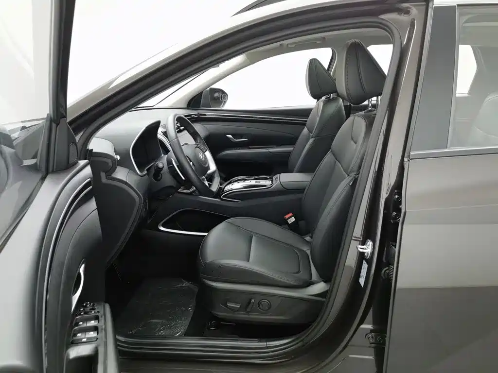 Hyundai Tucson — миниатюра 10