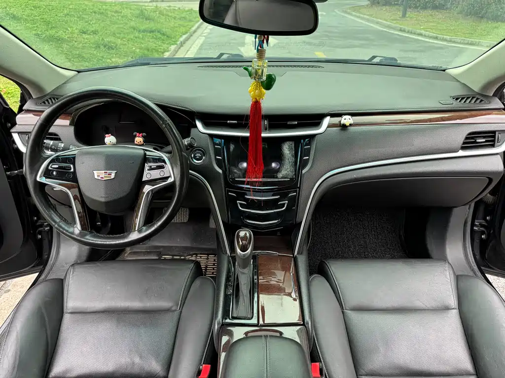 Cadillac XTS 2016 28T Luxury