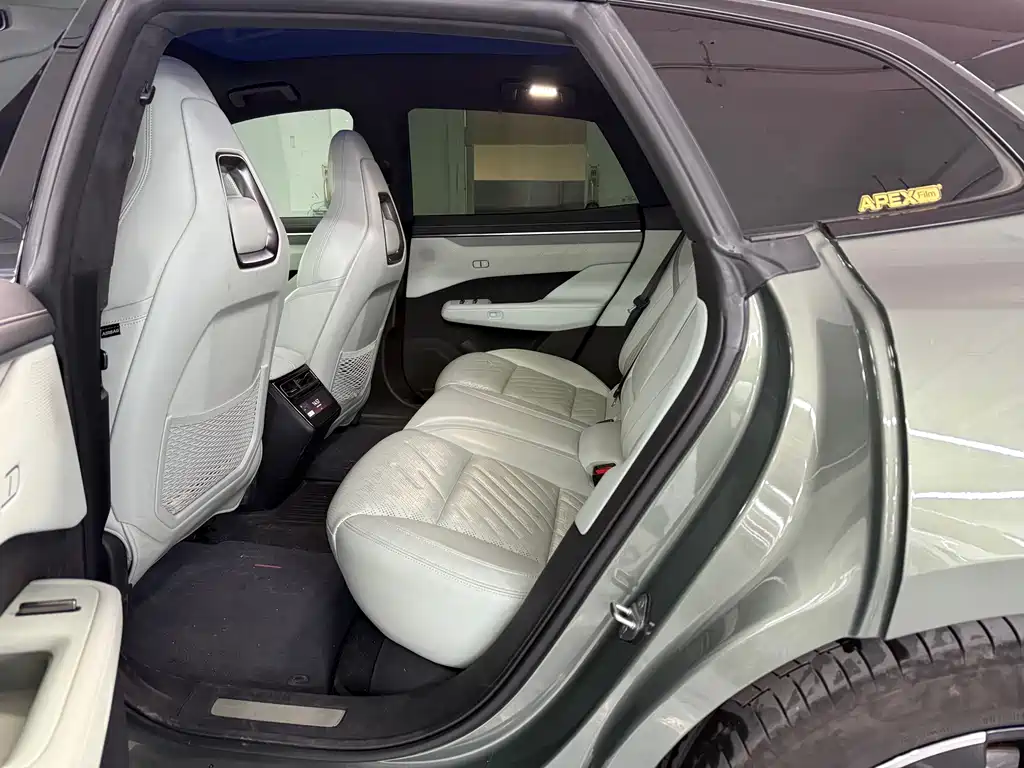 ZEEKR EXTREME KRYPTON 001